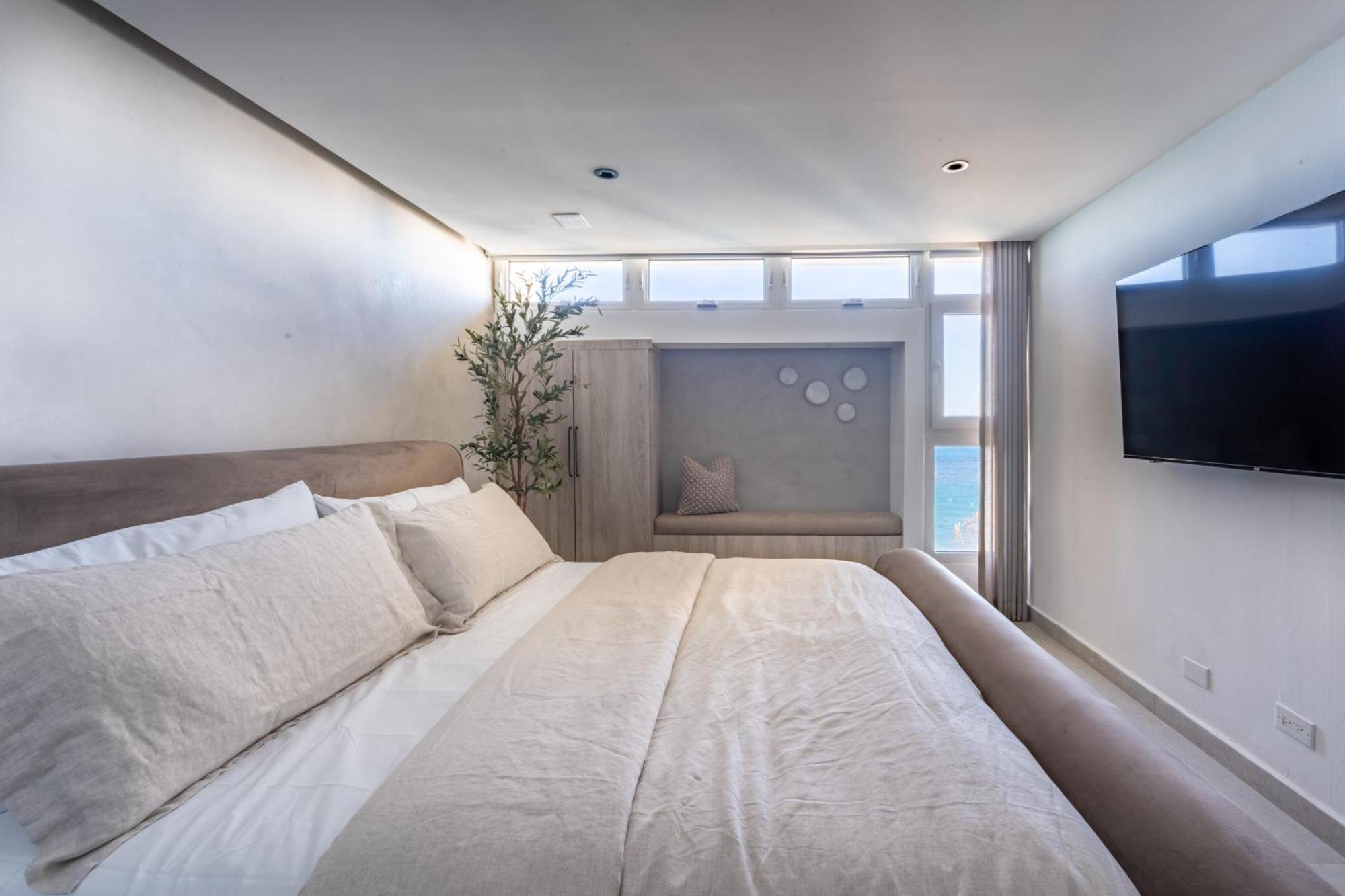 Ocean View Deluxe Suite: Pvt. Beach & Pool San Juan Exterior foto